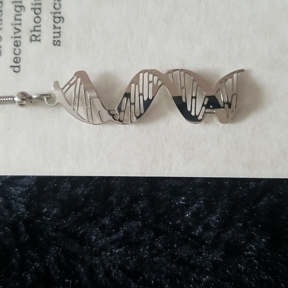 DNA Double Helix spiral earrings - Picture 4 of 7